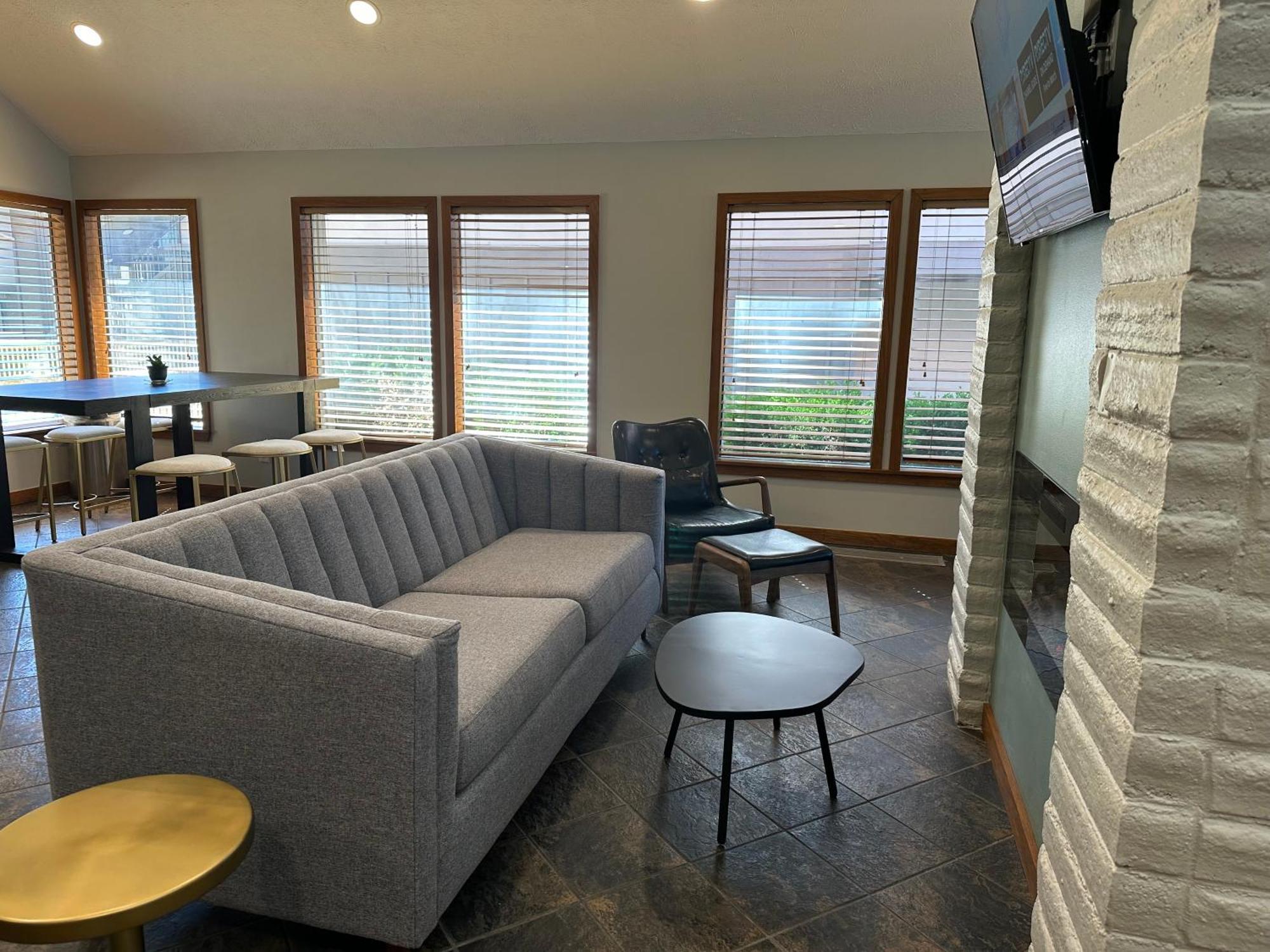 Mainstay Suites Springfield South - Battlefield Rd Екстер'єр фото
