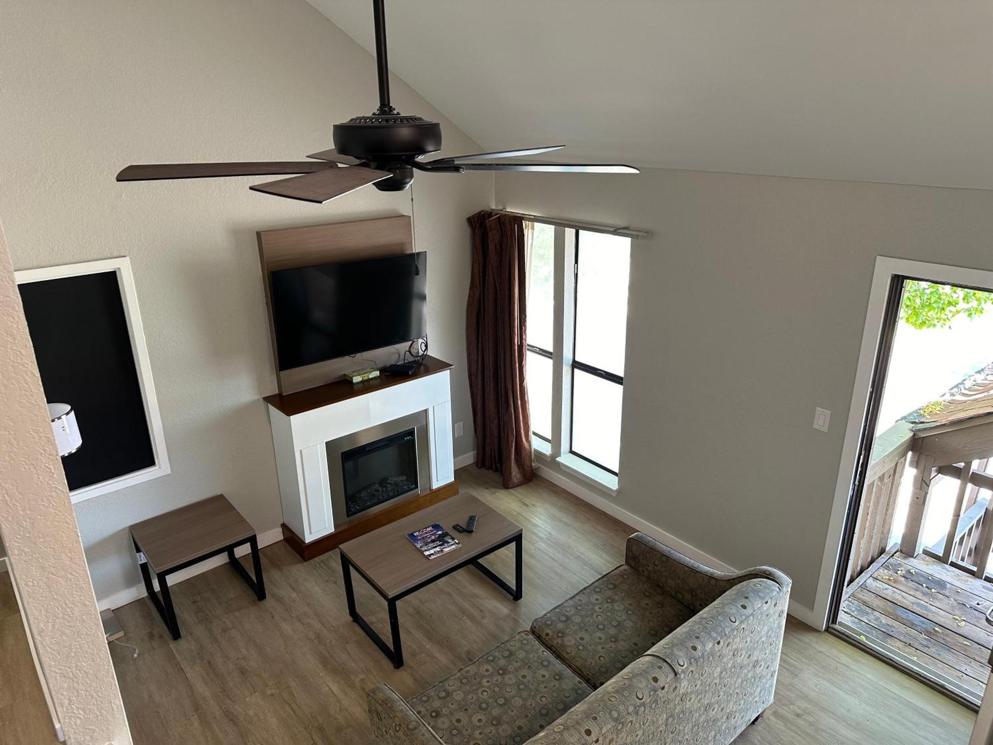 Mainstay Suites Springfield South - Battlefield Rd Екстер'єр фото