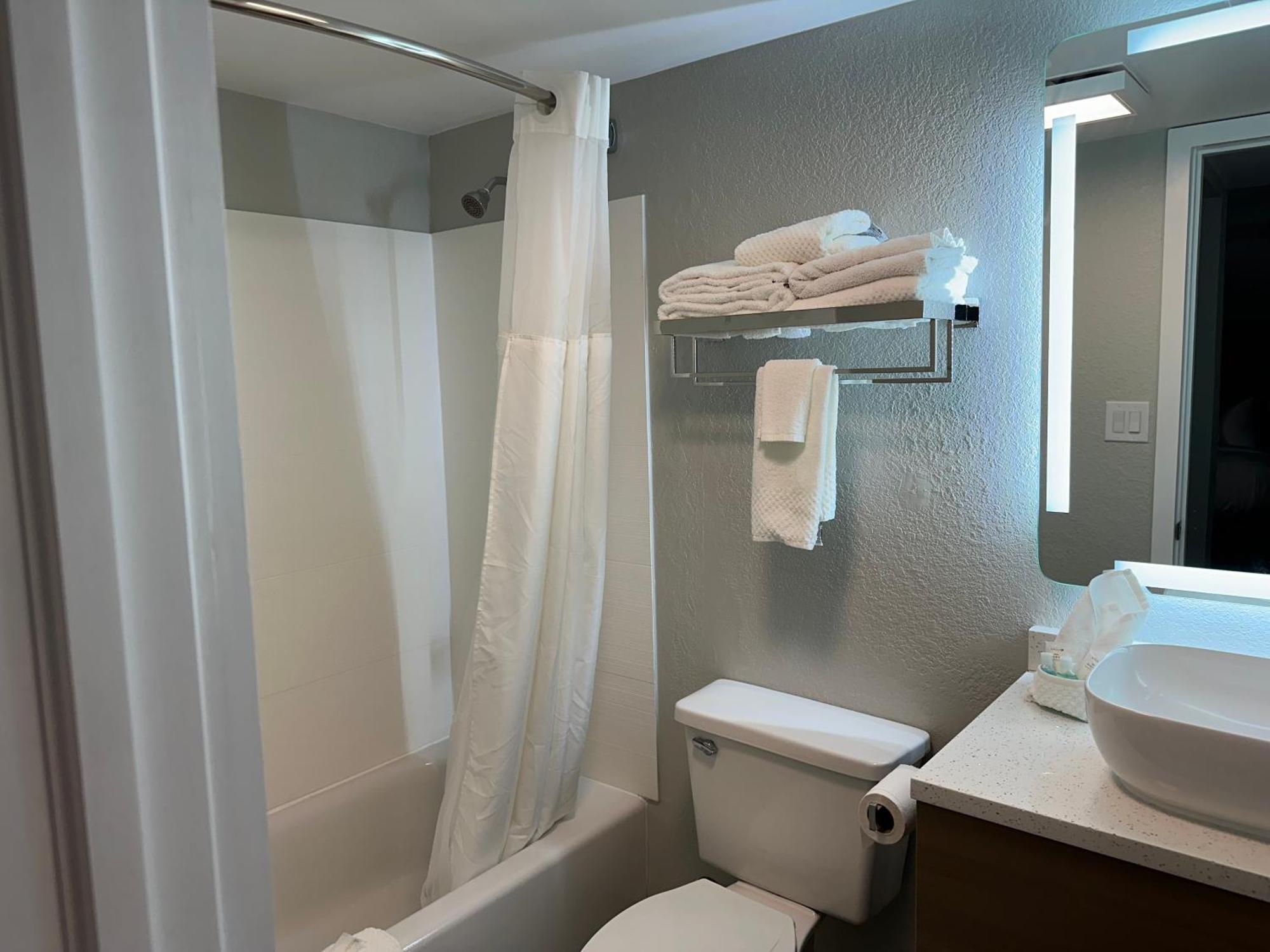 Mainstay Suites Springfield South - Battlefield Rd Екстер'єр фото