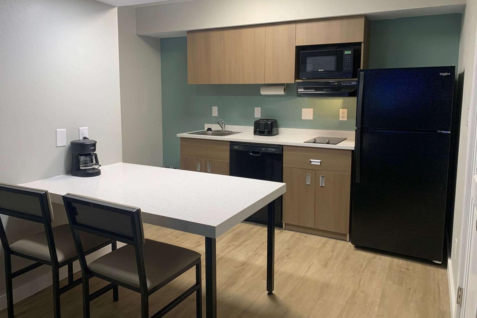Mainstay Suites Springfield South - Battlefield Rd Екстер'єр фото