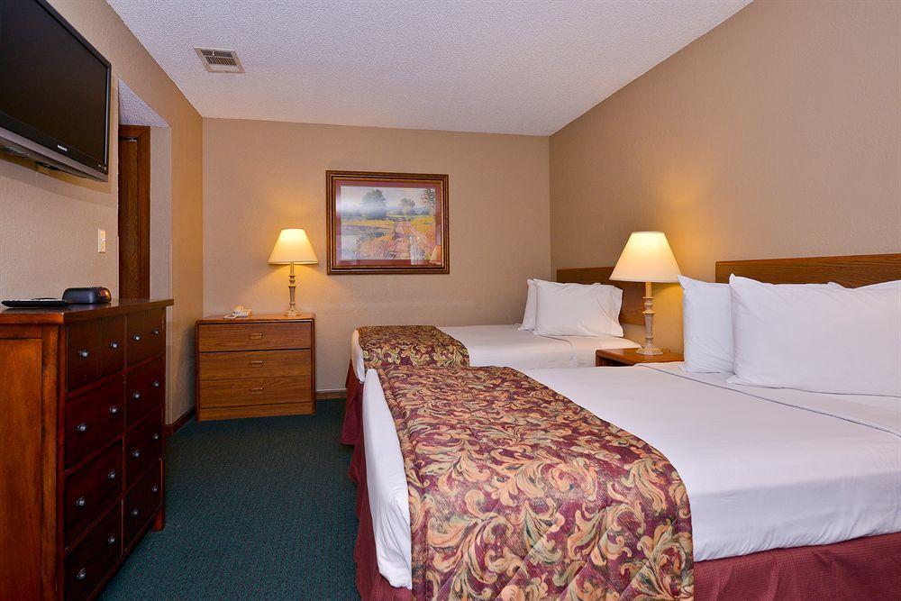 Mainstay Suites Springfield South - Battlefield Rd Екстер'єр фото