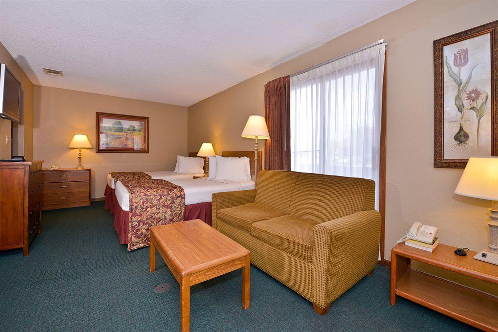 Mainstay Suites Springfield South - Battlefield Rd Екстер'єр фото