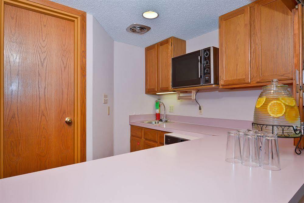 Mainstay Suites Springfield South - Battlefield Rd Екстер'єр фото