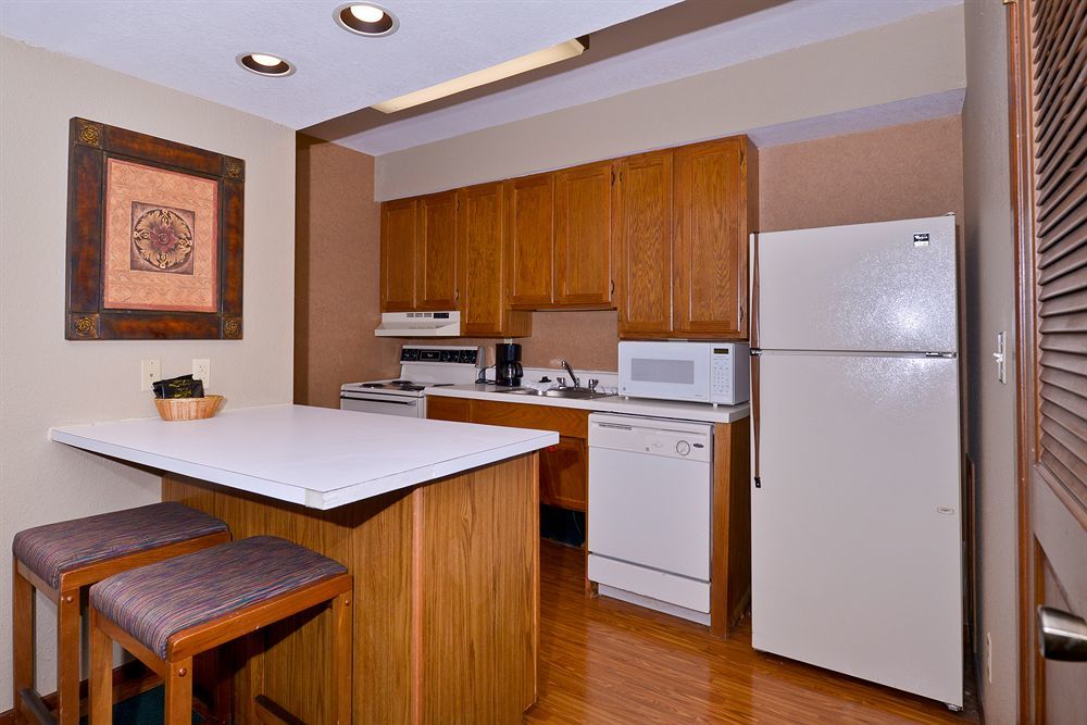 Mainstay Suites Springfield South - Battlefield Rd Екстер'єр фото